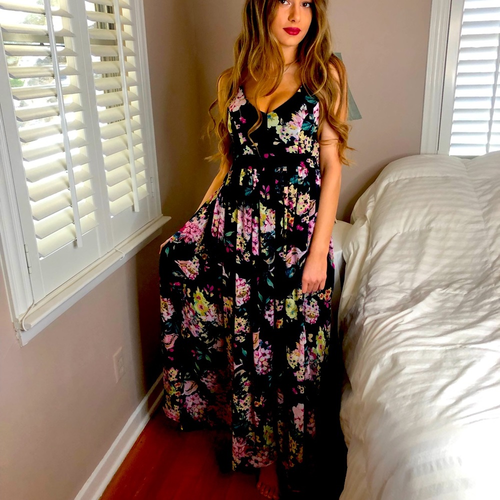 M Chic Floral Lined Spring Easter Beach Maxi Dress - image 1